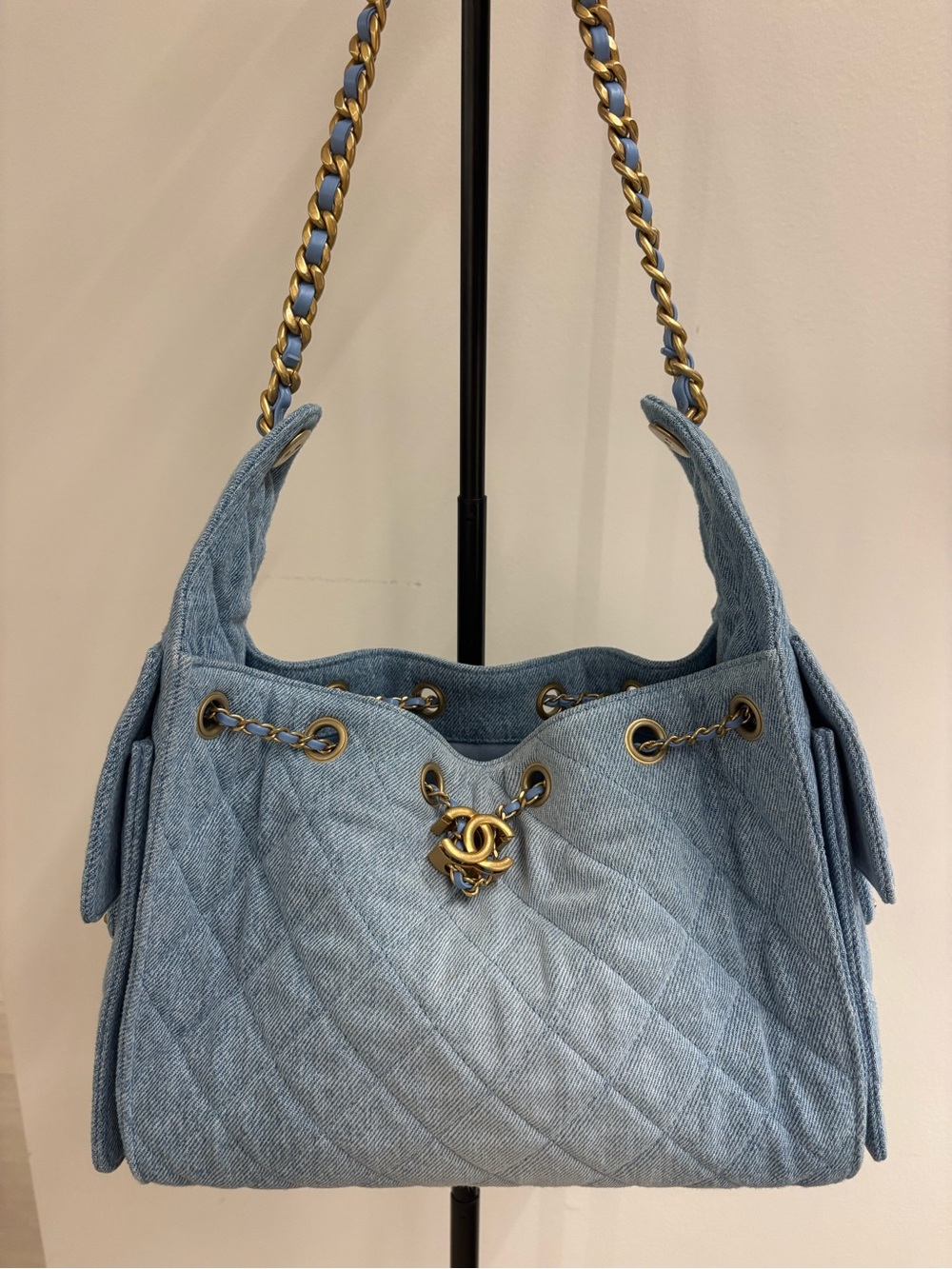 CHANEL Hobo 25 M Light Blue Denim Drawstring Shoulder Bag with Gold Chain